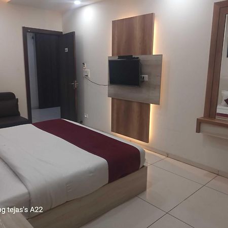 Super Hotel O Taste Of Temple Bhopal Exterior photo